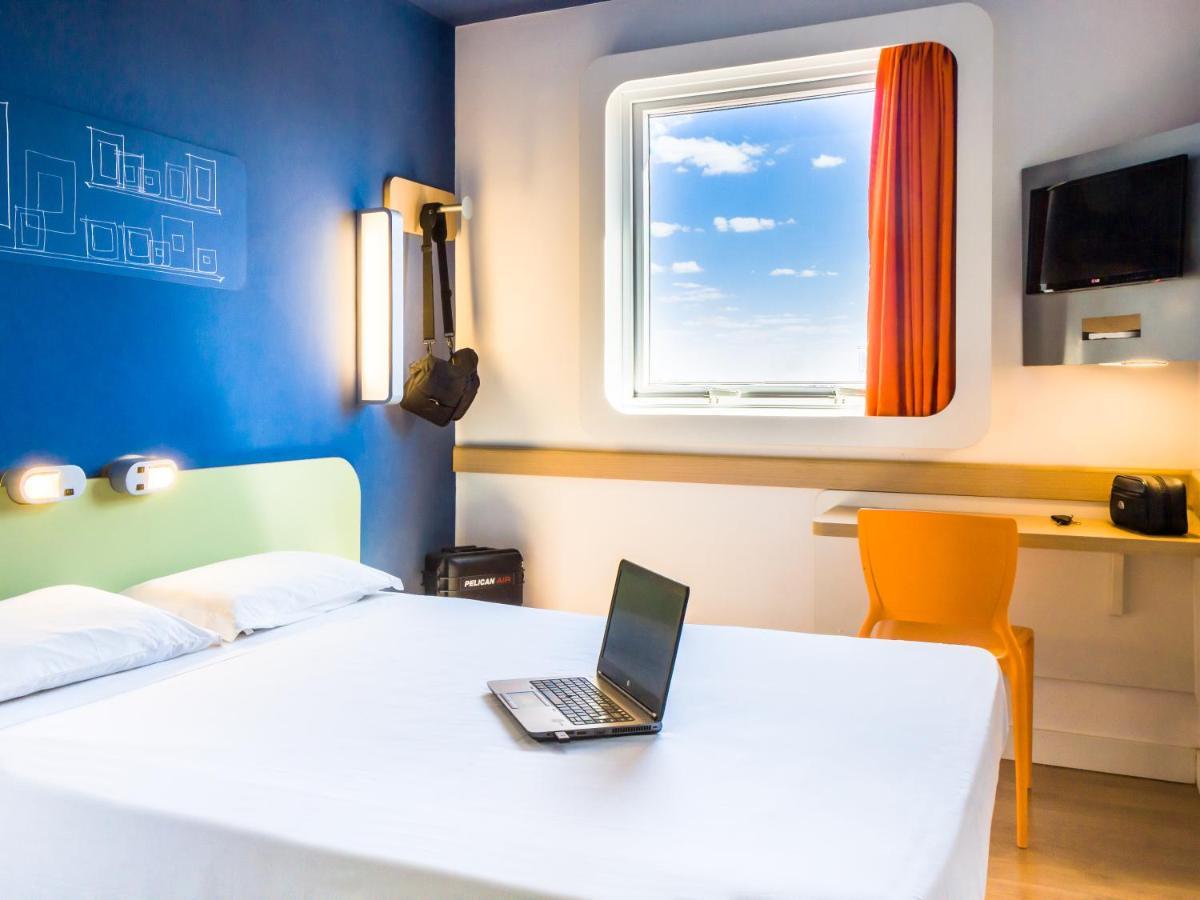 Ibis Budget Sertaozinho Luaran gambar