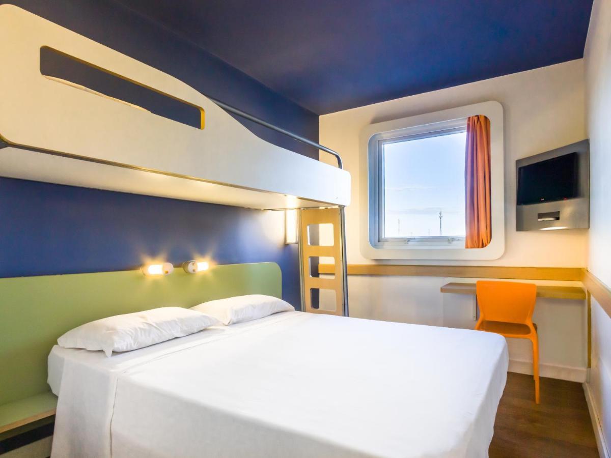Ibis Budget Sertaozinho Luaran gambar