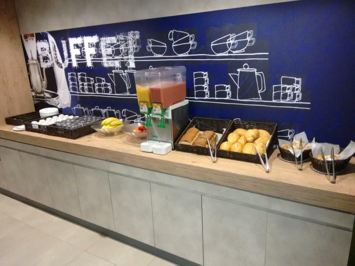 Ibis Budget Sertaozinho Luaran gambar